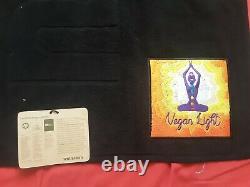 100% organic GOTS Certified vegan towels with'Vegan Light' logo embroidered
