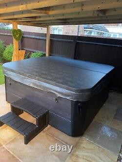 32amp Hot Tub, Spa, brand new, 1 lounger, 5 seat, LED lights, fountains, withfall