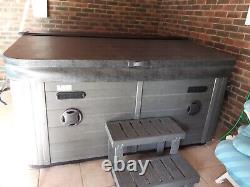 5 person spa hot tub in excellent condition only three years old and little used