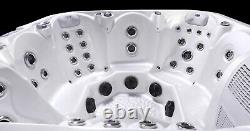 Brand New 2021 Chicago Luxury Hot Tub Spa 5 6 Person Bluetooth Speakers Lights