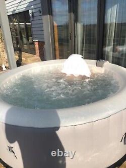 Clever Spa Monte Carlo Hot Tub New Heater, Cover, Remote Colour Change Low Use