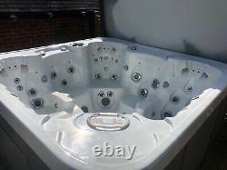 Coast Spa Elite Unity Hottub/Jacuzzi with Lounger Delivery available