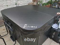 Ex Demo Viva 5 Seat Luxury Hot Tub American Balboa 32amp Spa Light Music