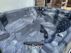 Hot tub used solid