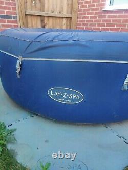 Lay Z Spa New York 4-6 Person Hot Tub with LED Lighting Hydrojets Extras