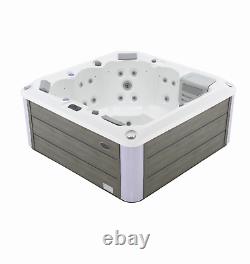 Oasis Hot tub