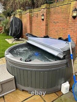 Rotospa Solid Hot Tub Orbis Brand New 5-6 Person Hot Tub Priced To Sell