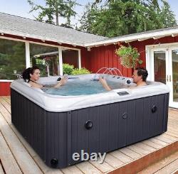 SAN PEDRO 5 person Hot Tub in Mint Condition