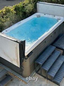 Swim Spa/Hot Tub/Wellis/Swimspa/pool